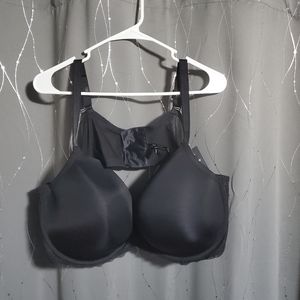 Torrid lightly lined tshirt bra.